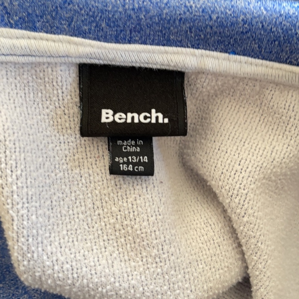 Bench jacket size M 🥰🥰 - Picture 5 of 5